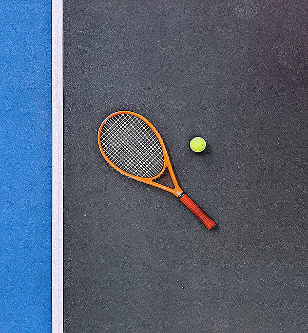 網球新手必看！如何選擇適合自己的網球拍，這3點很關鍵