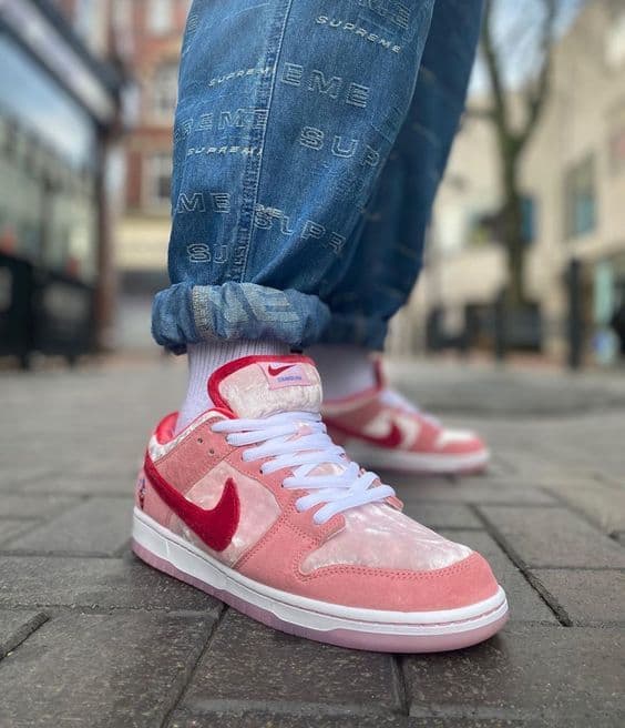 買鞋也要抽盲盒？Off-White™ x Nike 「THE 50」帶你重新認識經典鞋款 Dunk