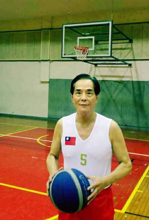 遇見傳奇:洪濬哲,45年前「台灣籃球Michael Jordan」